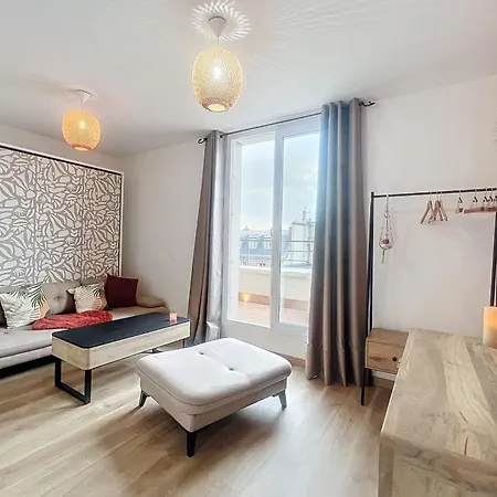 Very Floor Studio With Terrace 17th *